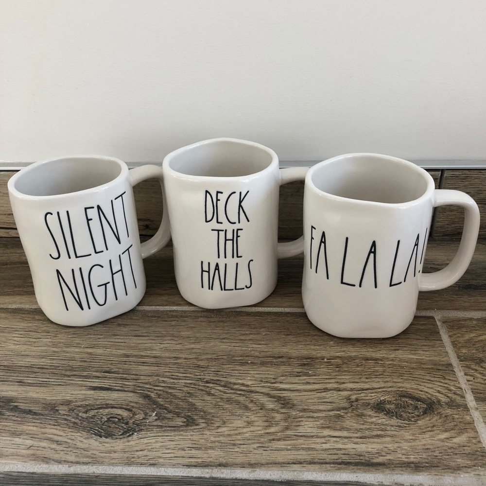 Rae Dunn Christmas Mug Set